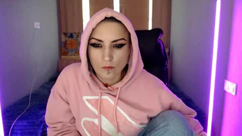 Snapshot of sweet_n_strong chatting on 23, 4, 2026 sweet_n_strong online show from 23, 4, 2026