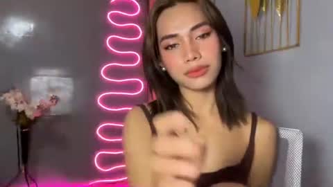 Snapshot of sweet_nikki03 chatting on 23, 4, 2026 sweet_nikki03 online show from 23, 4, 2026