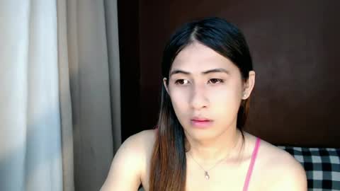 sweet_paprikaxx online show from 23, 6, 2026