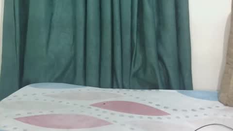 sweet peachy online show from 29, 3, 2026