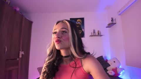 Snapshot of sweet_penny_ chatting on 24, 9, 2025 Penny online show from 24, 9, 2025