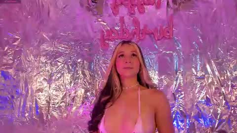 Snapshot of sweet_penny_ chatting on 7, 7, 2026 Penny online show from 7, 7, 2026