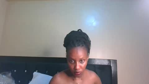 Snapshot of sweet_qio chatting on 10, 10, 2025 sweet_qio online show from 10, 10, 2025