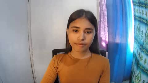 Snapshot of sweet_reyan2003 chatting on 11, 6, 2026 REYAN online show from 11, 6, 2026