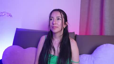 Sammy Lauren online show from 12, 9, 2025