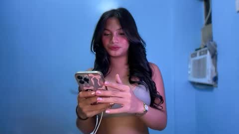 Snapshot of sweet_scarllet12 chatting on 28, 3, 2026 SCARLLET online show from 28, 3, 2026