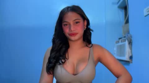 Snapshot of sweet_scarllet12 chatting on 6, 4, 2026 SCARLLET online show from 6, 4, 2026