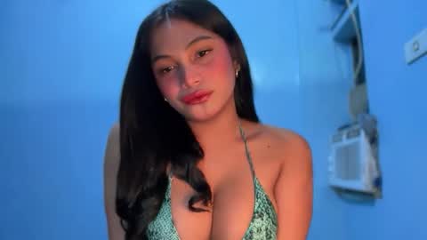 Snapshot of sweet_scarllet12 chatting on 9, 4, 2026 SCARLLET online show from 9, 4, 2026