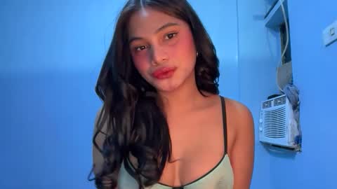 Snapshot of sweet_scarllet12 chatting on 11, 4, 2026 SCARLLET online show from 11, 4, 2026