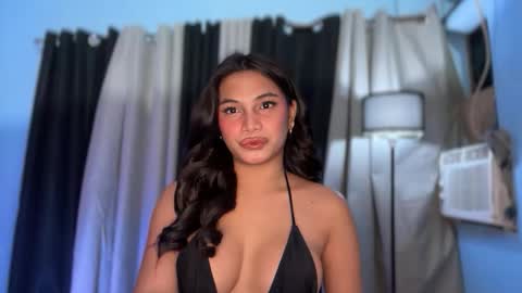 Snapshot of sweet_scarllet12 chatting on 25, 4, 2026 SCARLLET online show from 25, 4, 2026