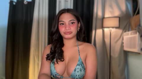 Snapshot of sweet_scarllet12 chatting on 26, 4, 2026 SCARLLET online show from 26, 4, 2026
