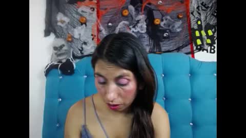 Snapshot of sweet_skylove_ chatting on 24, 10, 2025 Adriana online show from 24, 10, 2025