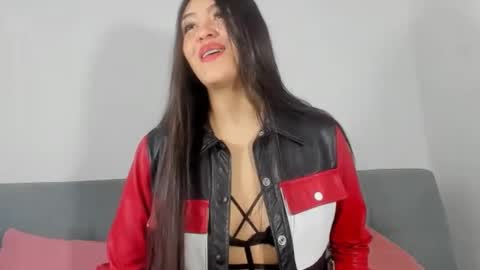 Snapshot of sweet_sophie_7 chatting on 13, 1, 2025 sweet_sophie_7 online show from 13, 1, 2025