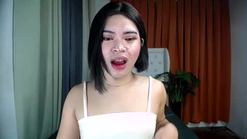 Snapshot of sweet_trexie chatting on 9, 4, 2026 sweet_trexie online show from 9, 4, 2026