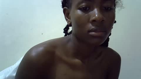Snapshot of sweet_vee1 chatting on 2, 5, 2026 Princess vee online show from 2, 5, 2026