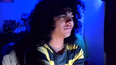 Steven independent model online show from 9, 3, 2025