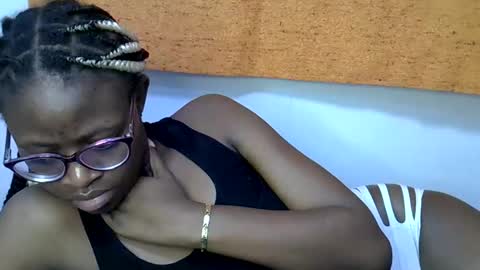 Snapshot of sweet_zarah chatting on 19, 2, 2026 sweet_zarah online show from 19, 2, 2026