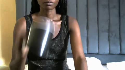 LIANAH online show from 5, 3, 2025