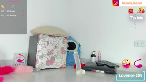 sweetand_hot online show from 1, 3, 2025