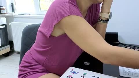 Snapshot of sweetania_ chatting on 7, 10, 2025 Ania online show from 7, 10, 2025