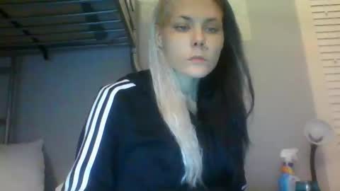 Snapshot of sweetbaby7911 chatting on 23, 2, 2026 sweetbaby7911 online show from 23, 2, 2026