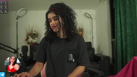 Salom independent model online show from 20, 1, 2025