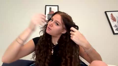 Snapshot of sweetbrittaniexox chatting on 7, 4, 2026 Brittanie online show from 7, 4, 2026