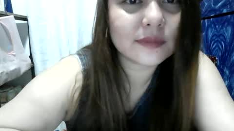 Snapshot of sweetbutterfly8 chatting on 7, 11, 2025 sweetbutterfly8 online show from 7, 11, 2025