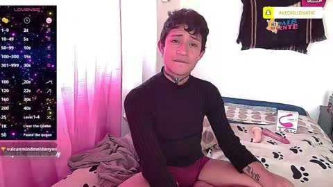 Snapshot of sweetc4meron chatting on 8, 12, 2024 Cameron Alejandro online show from 8, 12, 2024