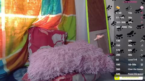 Snapshot of sweetc4meron chatting on 17, 12, 2024 Cameron Alejandro online show from 17, 12, 2024