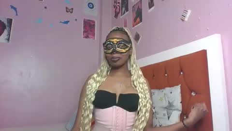 Snapshot of sweetcandie_12 chatting on 14, 5, 2026 Ellah xx online show from 14, 5, 2026