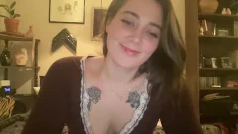 Snapshot of sweetcandyangel chatting on 15, 12, 2025 sweetcandy online show from 15, 12, 2025
