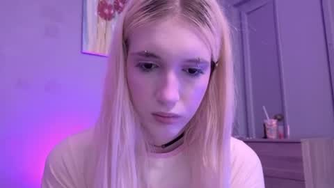 sweetcrystalll online show from 3, 7, 2026