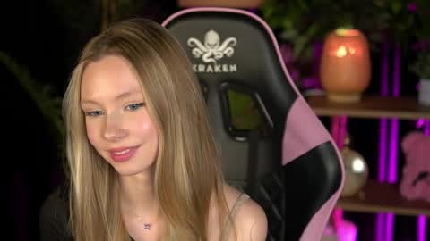 Snapshot of sweetdaisy_me chatting on 14, 2, 2026 Lina online show from 14, 2, 2026