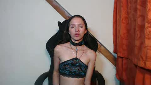 Snapshot of sweetdam12 chatting on 8, 2, 2025 sweetdam12 online show from 8, 2, 2025