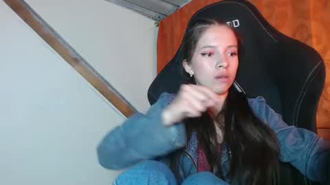 Snapshot of sweetdam12 chatting on 20, 2, 2025 sweetdam12 online show from 20, 2, 2025