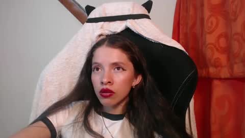 Snapshot of sweetdam12 chatting on 24, 2, 2025 sweetdam12 online show from 24, 2, 2025