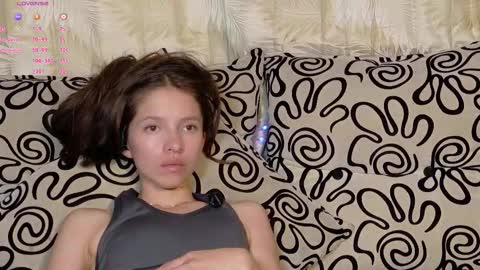 Snapshot of sweetdam12 chatting on 18, 11, 2025 sweetdam12 online show from 18, 11, 2025