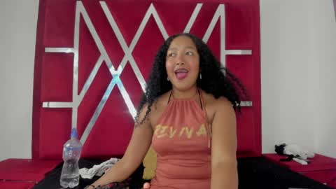 Snapshot of sweetdesireasm chatting on 6, 4, 2026 Sweet Desire online show from 6, 4, 2026