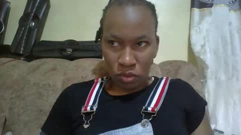 sweetdiva2012 online show from 23, 11, 2025