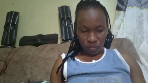 sweetdiva2012 online show from 19, 12, 2025