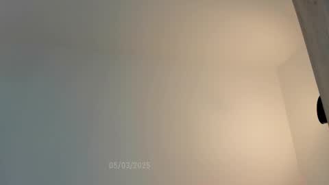 Bella online show from 5, 3, 2025