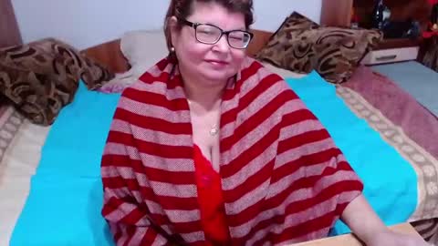 Snapshot of sweetestmilf4you chatting on 27, 2, 2025 sweetestmilf4you online show from 27, 2, 2025