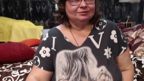 Snapshot of sweetestmilf4you chatting on 14, 3, 2026 sweetestmilf4you online show from 14, 3, 2026