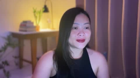 Snapshot of sweetestsmile_ chatting on 7, 4, 2026 Khaye online show from 7, 4, 2026