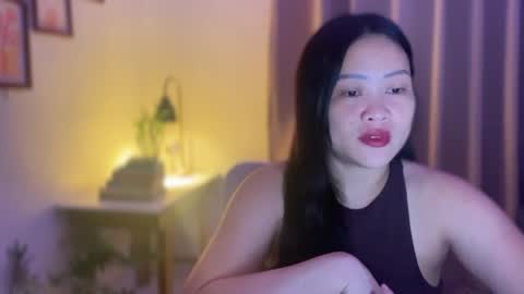 Snapshot of sweetestsmile_ chatting on 10, 4, 2026 Khaye online show from 10, 4, 2026