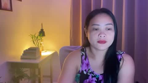 Snapshot of sweetestsmile_ chatting on 12, 4, 2026 Khaye online show from 12, 4, 2026