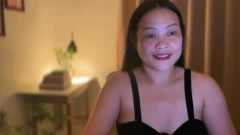 Snapshot of sweetestsmile_ chatting on 13, 4, 2026 Khaye online show from 13, 4, 2026