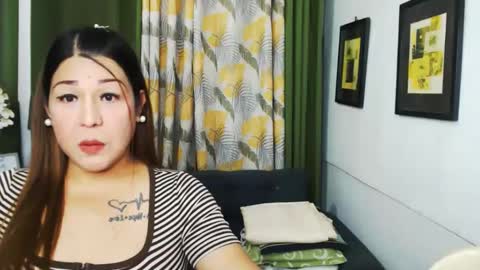 Snapshot of sweetflavor4uxxx chatting on 6, 1, 2025 GoddessAira4uTS online show from 6, 1, 2025