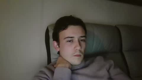 Snapshot of sweetguyss12 chatting on 26, 4, 2026 sweetguyss12 online show from 26, 4, 2026